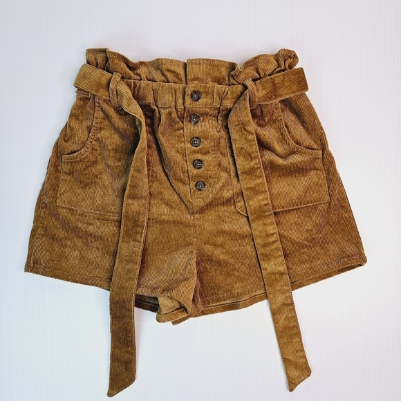 Love Tree Camel Corduroy High Waisted Paperbag Shorts NWT - Picture 1 of 5